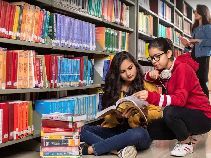 Sharda University Academic Building photo 16